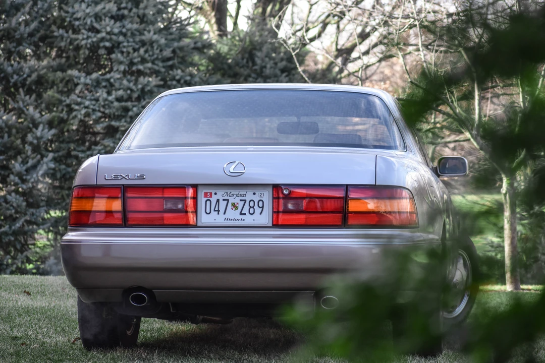 1994 Lexus LS 1st Gen - Image 15 of 31