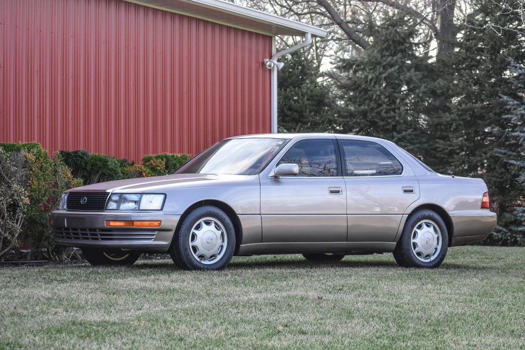 1994 Lexus LS 1st Gen - Image 8 of 31