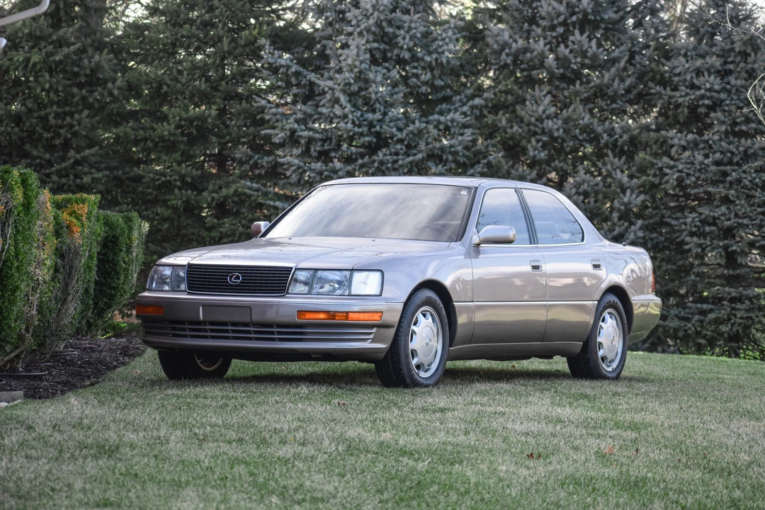 1994 Lexus LS 1st Gen - Image 5 of 31
