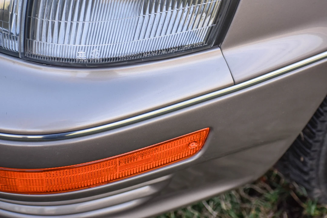 1994 Lexus LS 1st Gen - Image 26 of 31