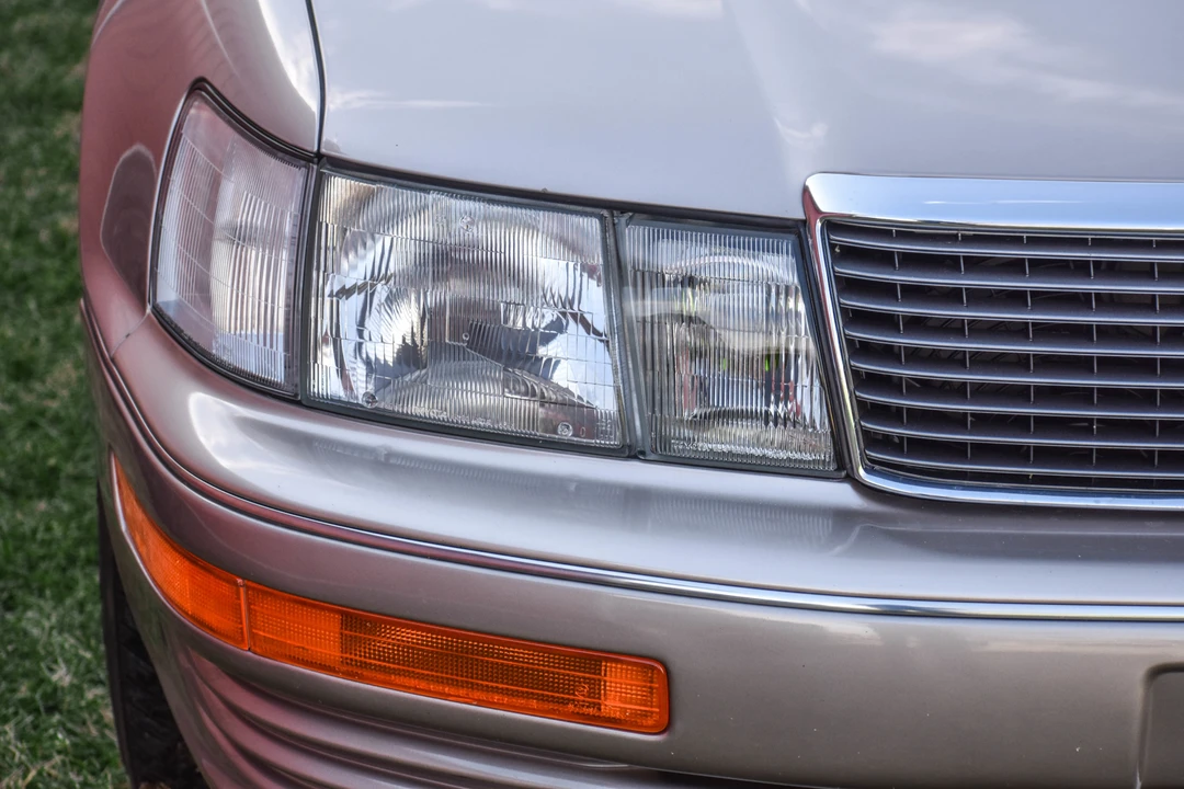 1994 Lexus LS 1st Gen - Image 29 of 31