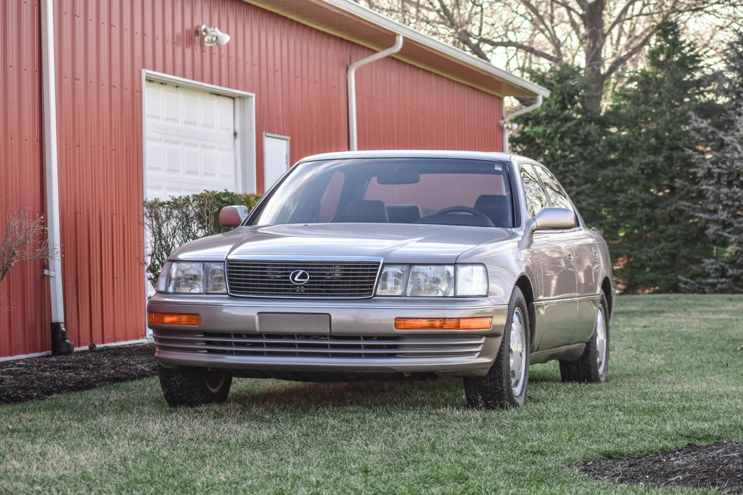 1994 Lexus LS 1st Gen - Image 4 of 31
