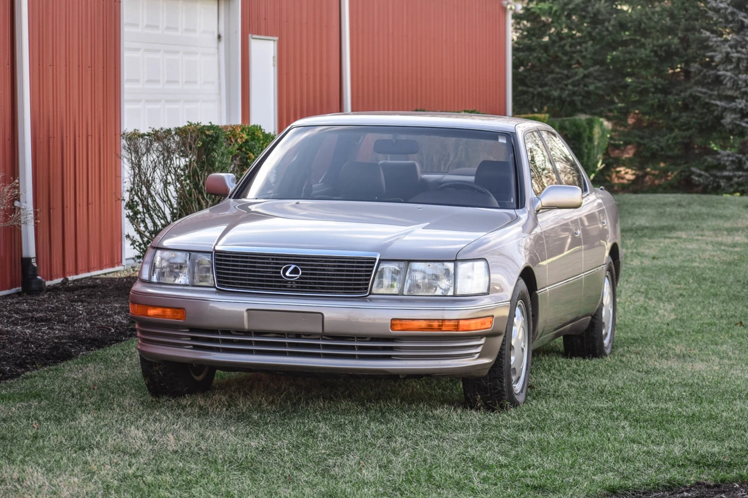 1994 Lexus LS 1st Gen - Image 2 of 31