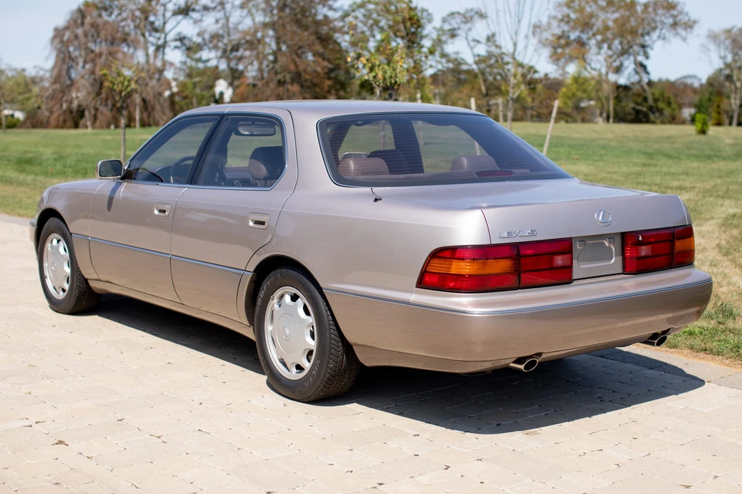 1994 Lexus LS 1st Gen - Image 9 of 31
