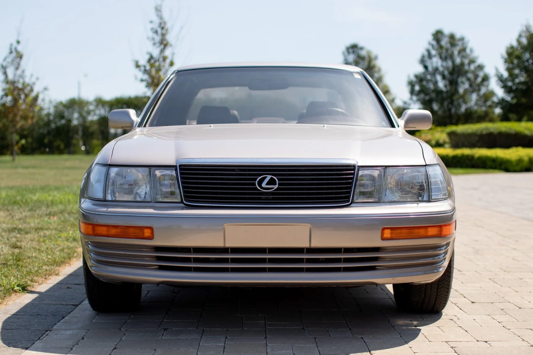 1994 Lexus LS 1st Gen - Image 2 of 31