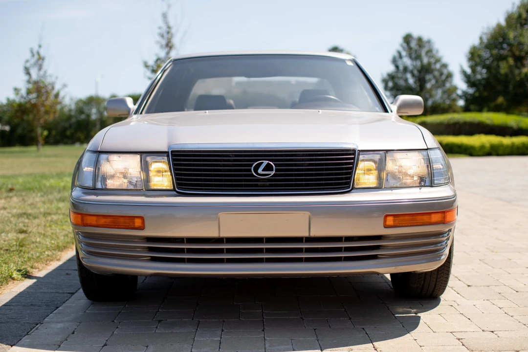 1994 Lexus LS 1st Gen - Image 3 of 31
