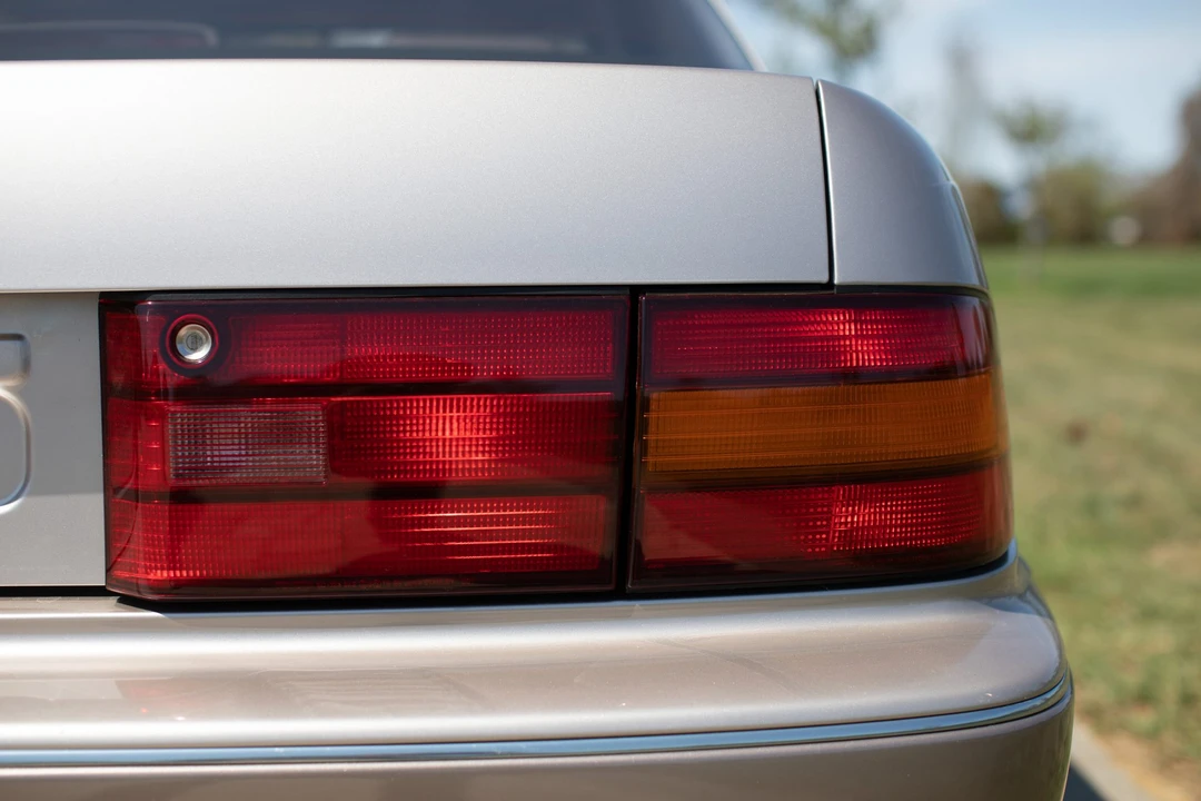 1994 Lexus LS 1st Gen - Image 21 of 31