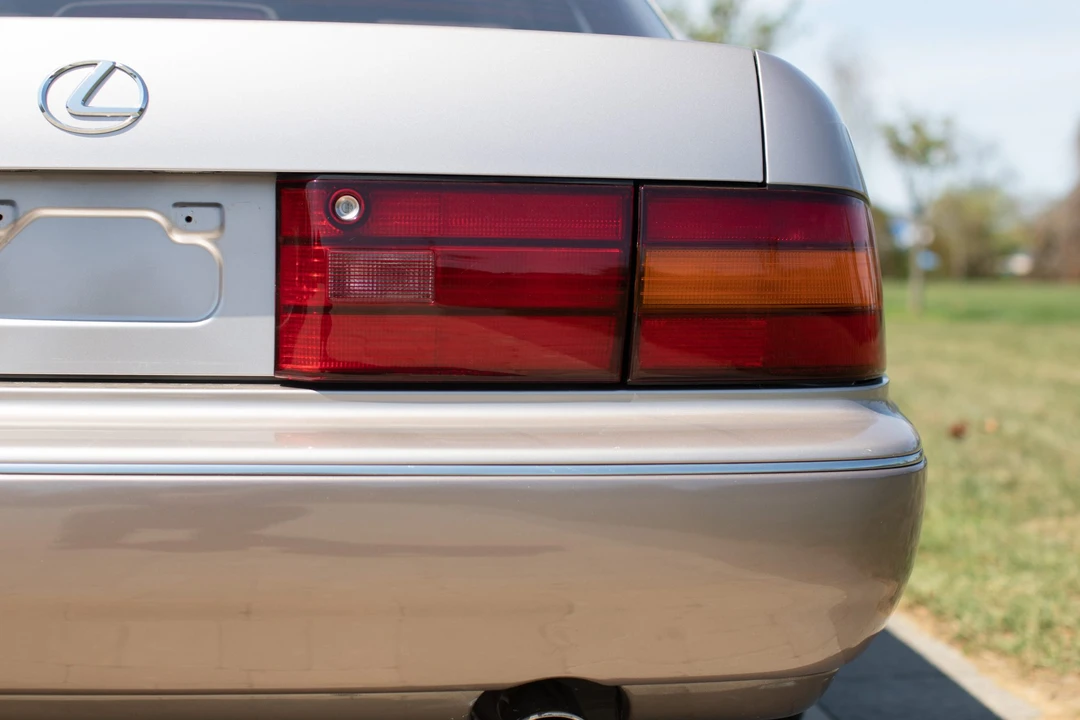 1994 Lexus LS 1st Gen - Image 20 of 31