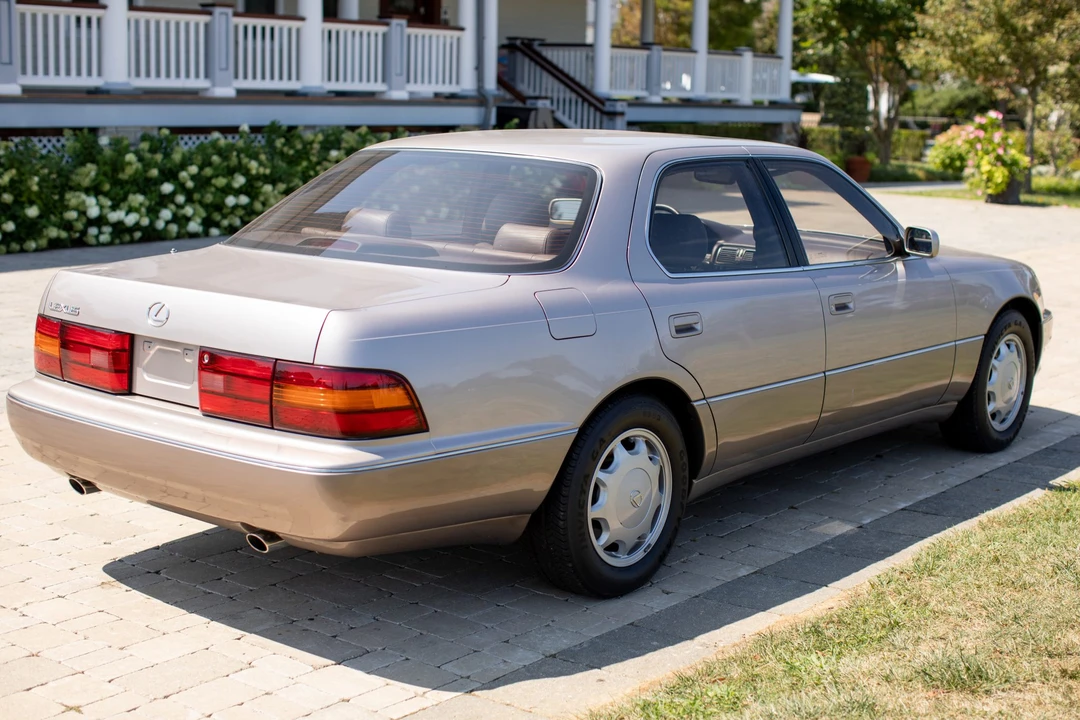 1994 Lexus LS 1st Gen - Image 12 of 31