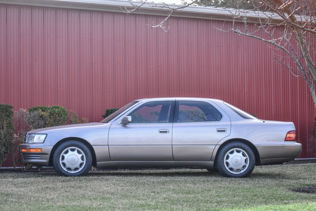 1994 Lexus LS 1st Gen - Image 8 of 31