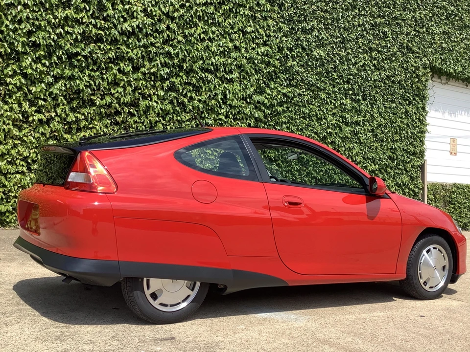 2000 Honda Insight 1st Gen - Image 2 of 31