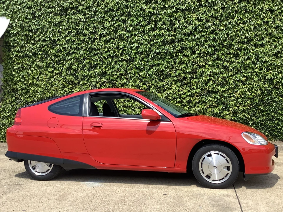 2000 Honda Insight 1st Gen - Image 11 of 31