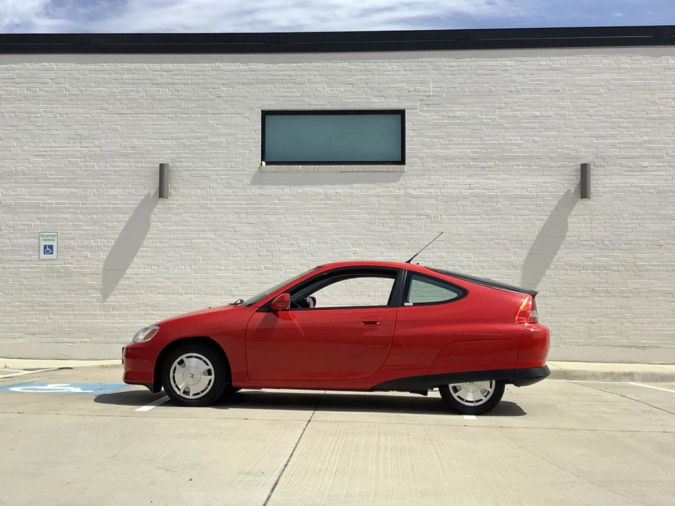 2000 Honda Insight 1st Gen - Image 27 of 31