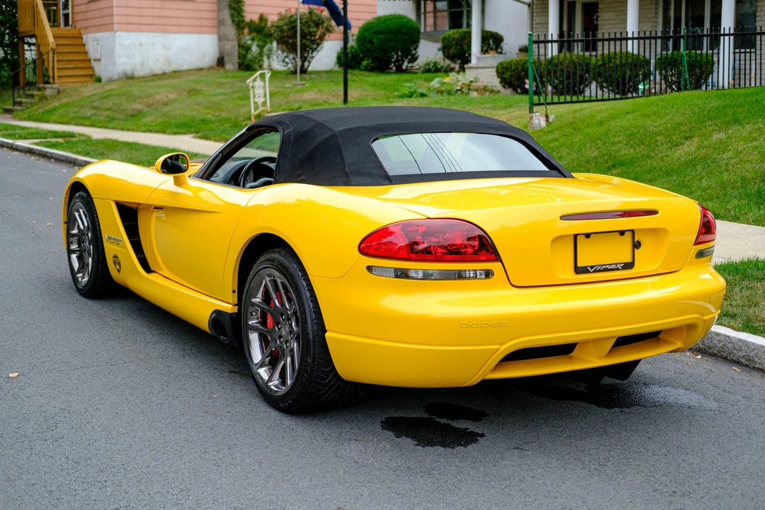 2005 Dodge Viper 3rd Gen - Image 6 of 31