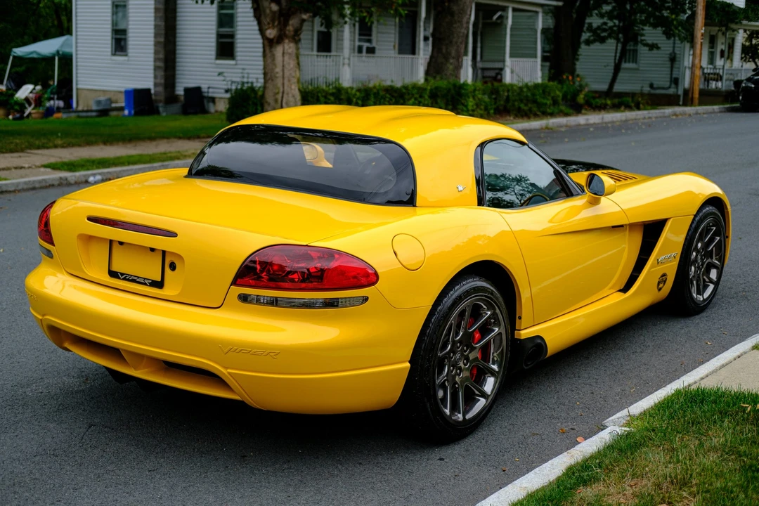 2005 Dodge Viper 3rd Gen - Image 10 of 31