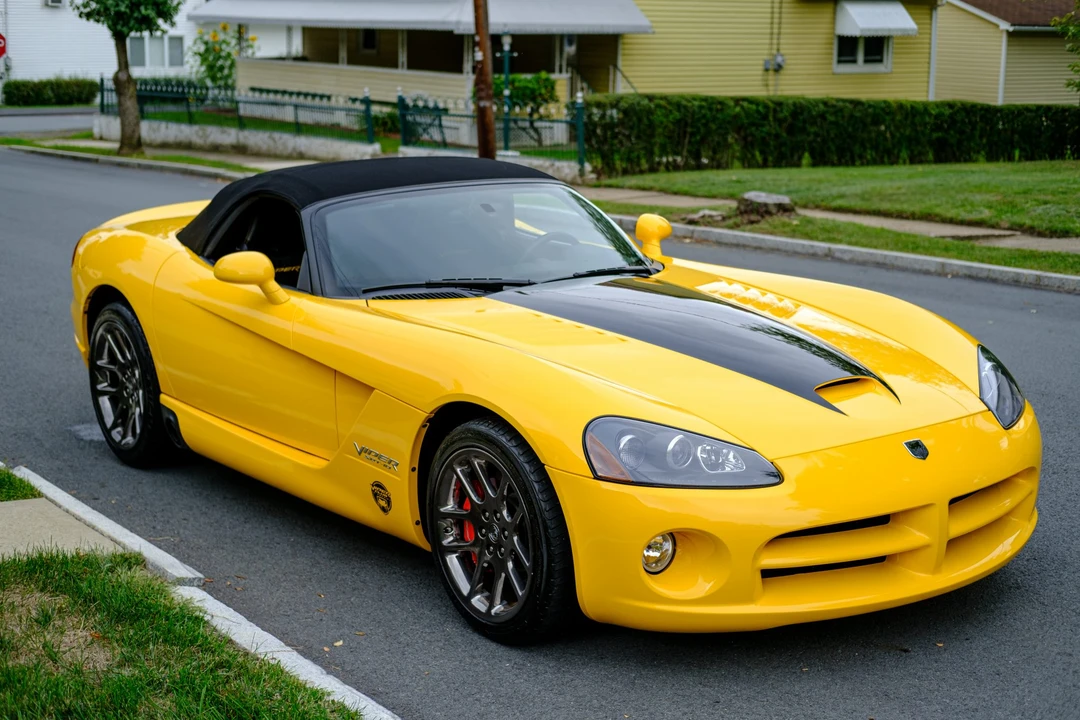 2005 Dodge Viper 3rd Gen - Image 15 of 31