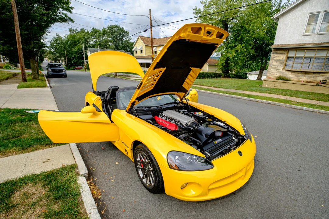 2005 Dodge Viper 3rd Gen - Image 21 of 31