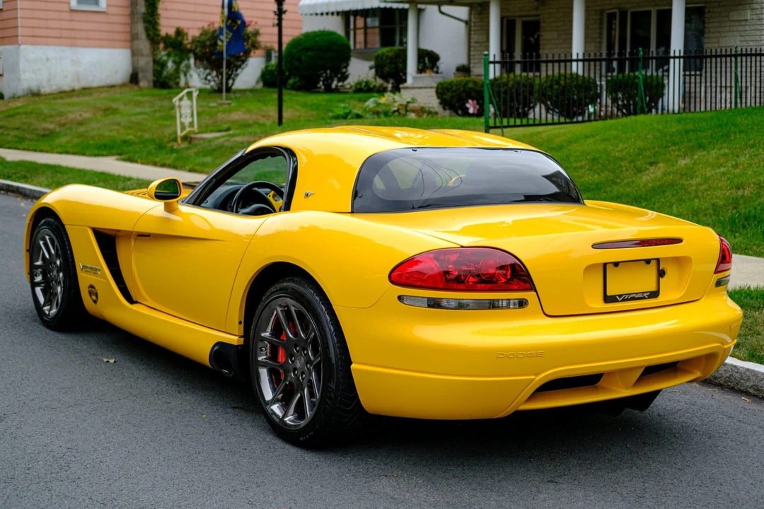 2005 Dodge Viper 3rd Gen - Image 5 of 31