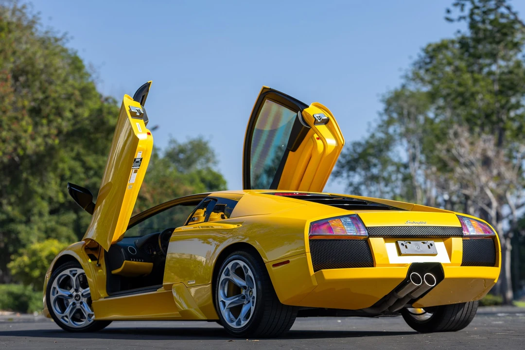 2005 Lamborghini Murcielago - Image 11 of 31