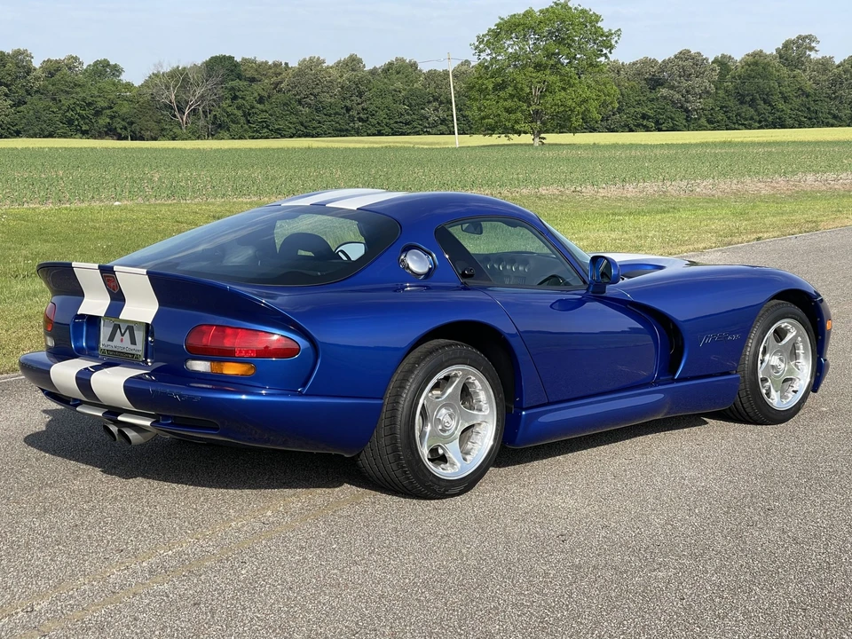 1997 Dodge Viper GTS 2nd Gen - Image 27 of 31
