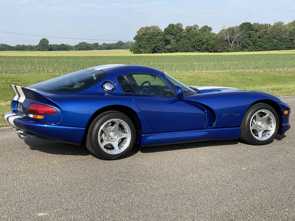 1997 Dodge Viper GTS 2nd Gen - Image 29 of 31