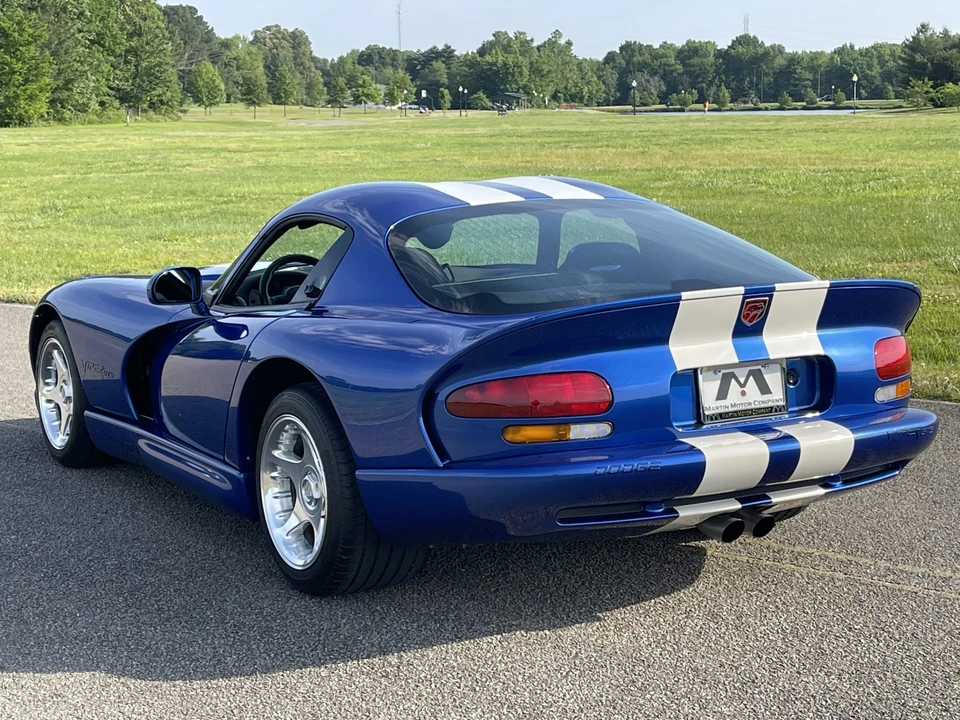1997 Dodge Viper GTS 2nd Gen - Image 15 of 31