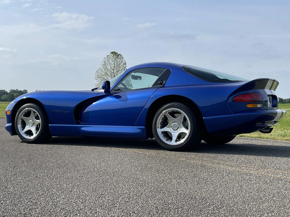 1997 Dodge Viper GTS 2nd Gen - Image 8 of 31