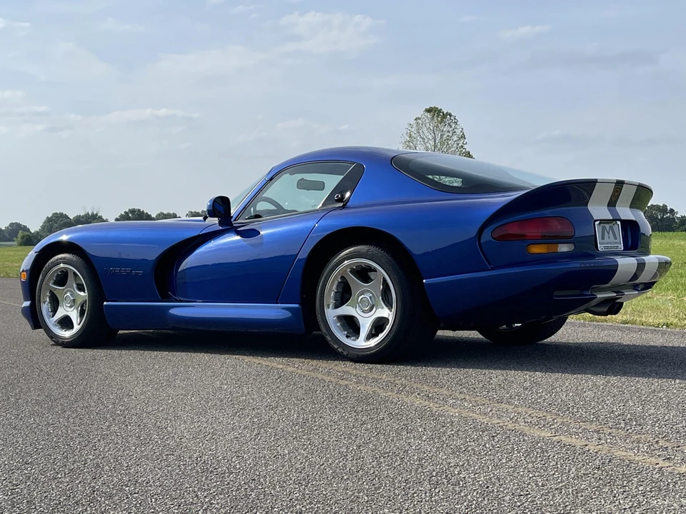 1997 Dodge Viper GTS 2nd Gen - Image 9 of 31
