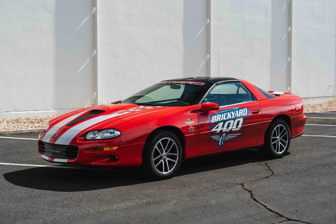 2002 Chevrolet Camaro SS 4th Gen - Image 2 of 31
