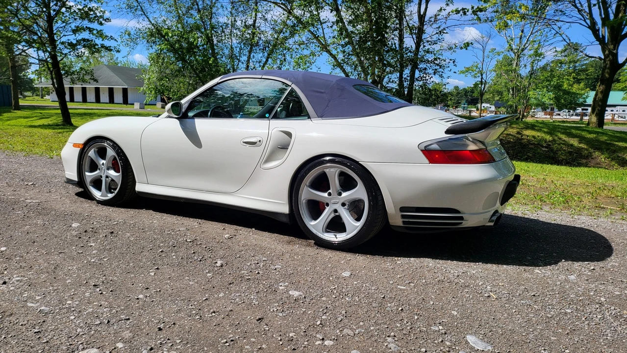 2004 Porsche 996 Turbo - Image 13 of 31