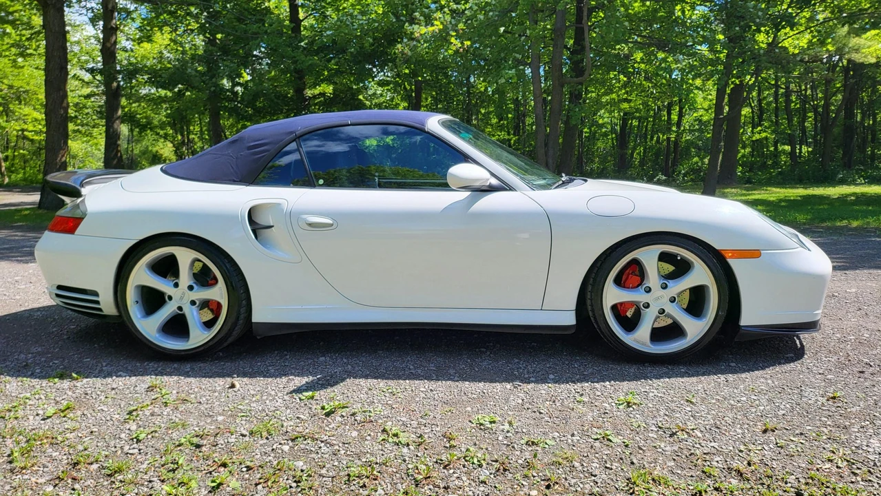 2004 Porsche 996 Turbo - Image 26 of 31