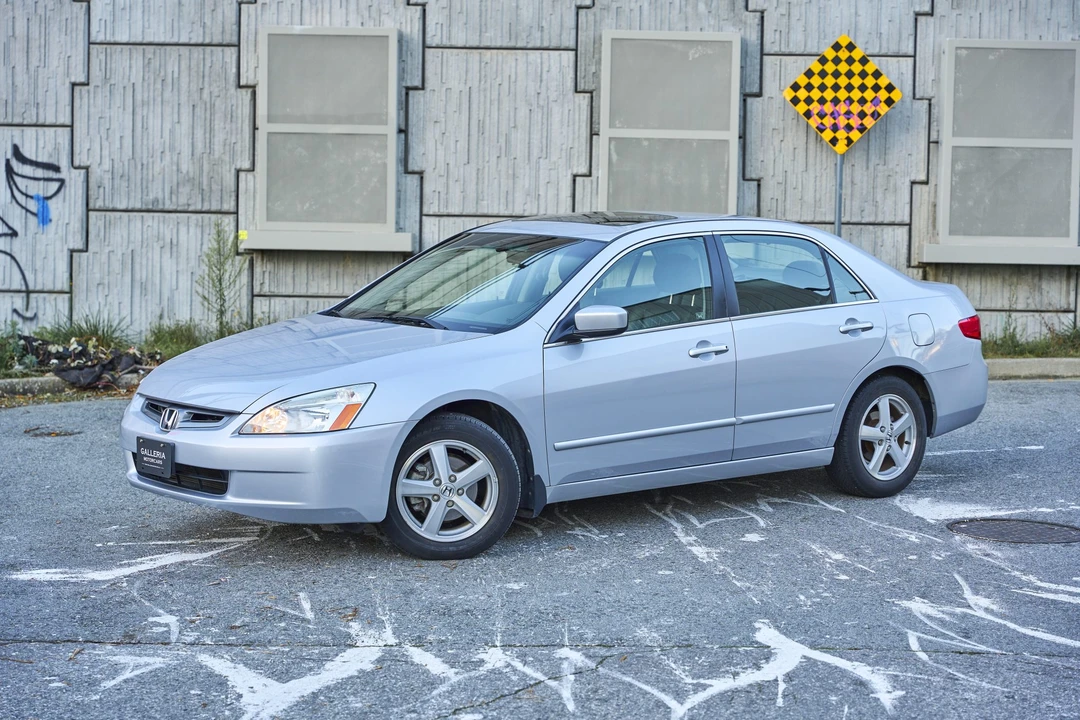 2005 Honda Accord 7th Gen - Image 2 of 31