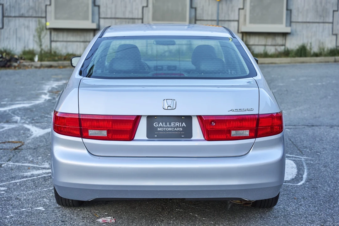 2005 Honda Accord 7th Gen - Image 21 of 31