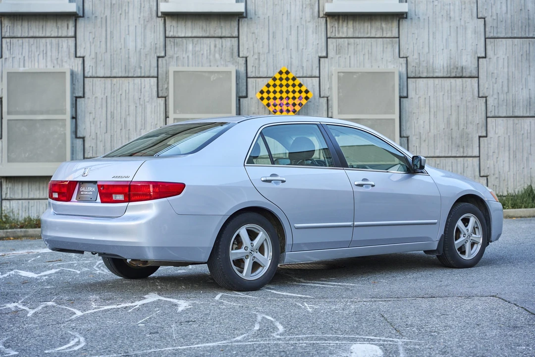 2005 Honda Accord 7th Gen - Image 24 of 31