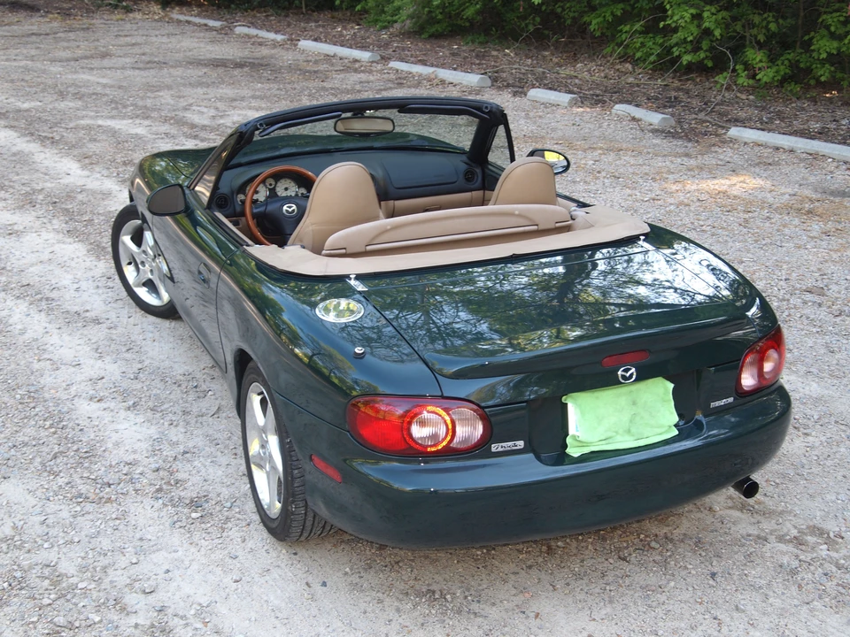 2001 Mazda NB MX-5 Miata - Image 13 of 31