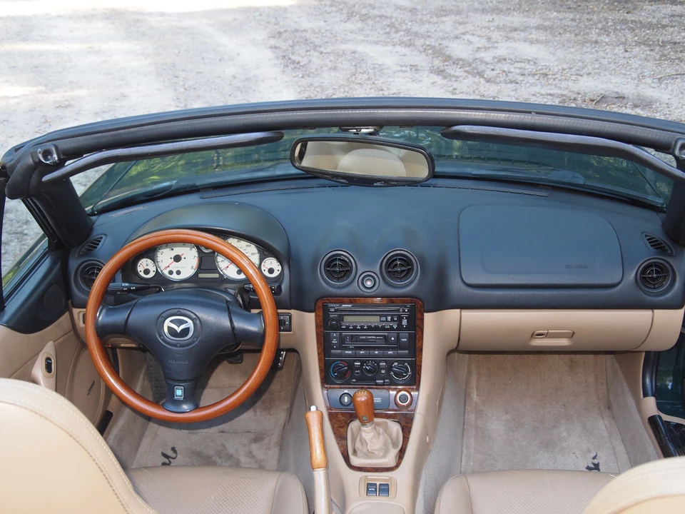 2001 Mazda NB MX-5 Miata - Image 27 of 31