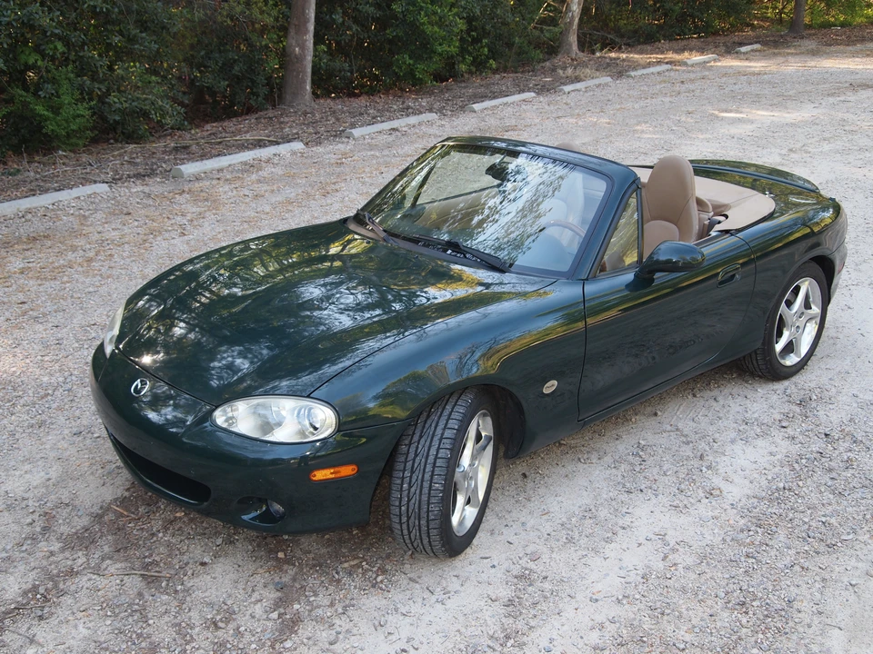 2001 Mazda NB MX-5 Miata - Image 2 of 31