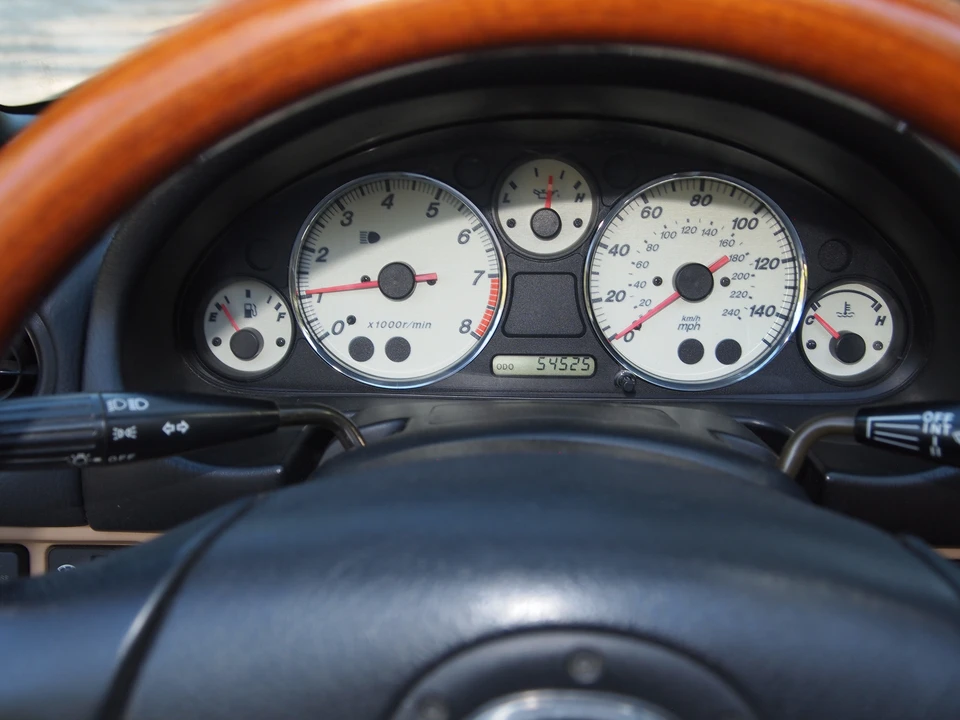 2001 Mazda NB MX-5 Miata - Image 29 of 31