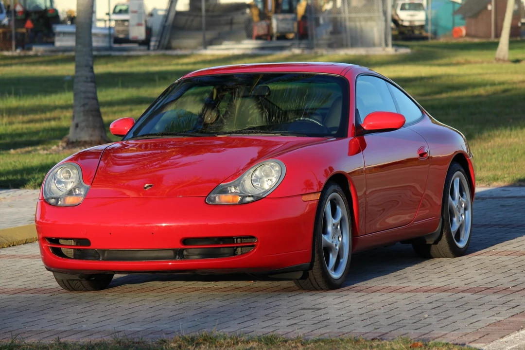 2001 Porsche 996 Carrera - Image 28 of 31