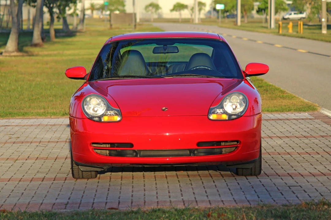 2001 Porsche 996 Carrera - Image 27 of 31