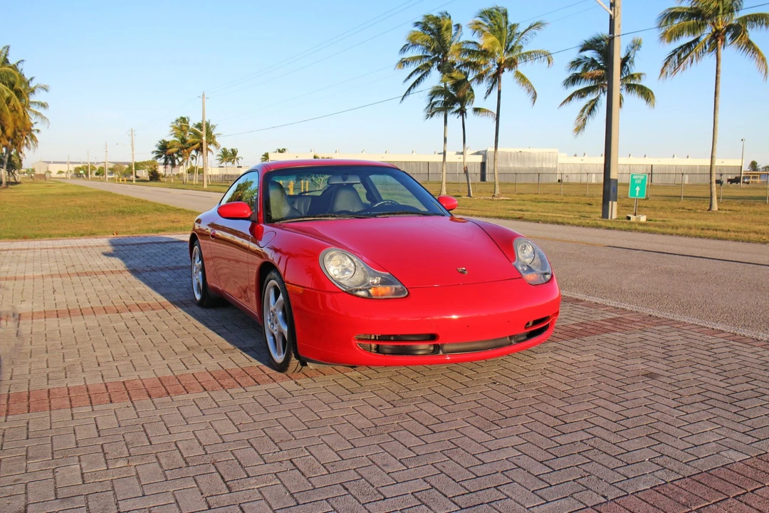 2001 Porsche 996 Carrera - Image 7 of 31