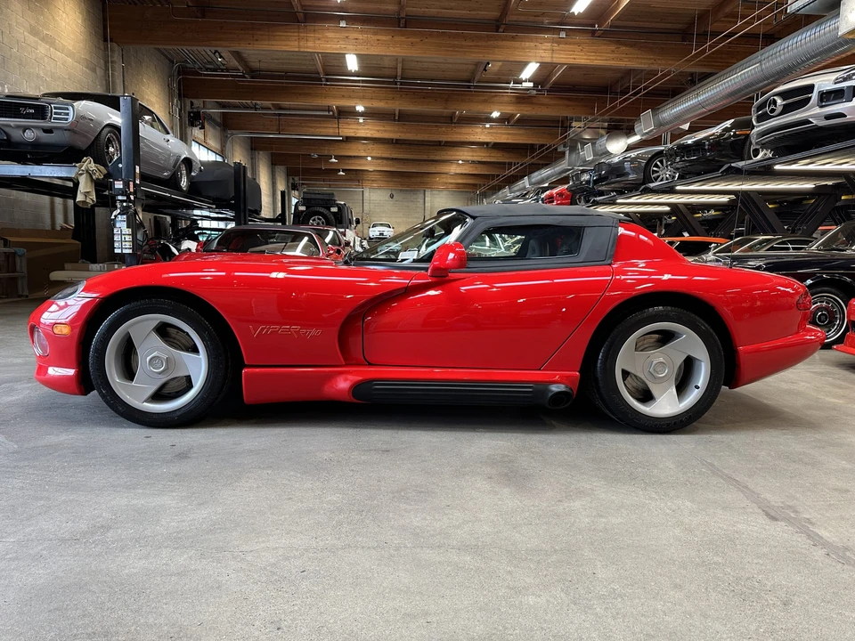 1992 Dodge Viper 1st Gen - Image 18 of 31