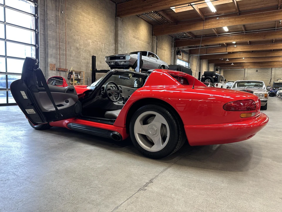 1992 Dodge Viper 1st Gen - Image 29 of 31