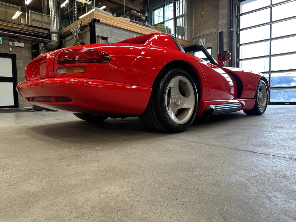 1992 Dodge Viper 1st Gen - Image 8 of 31