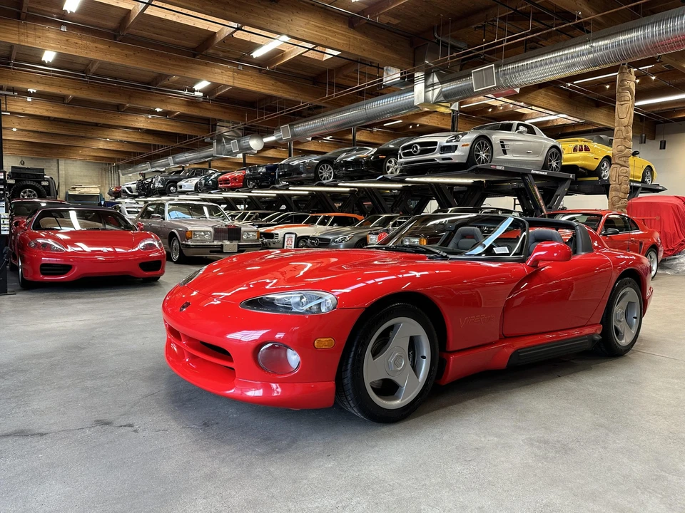 1992 Dodge Viper 1st Gen - Image 2 of 31