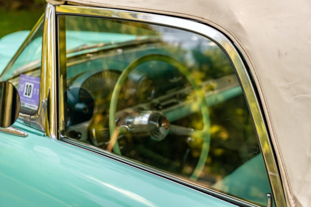 1955 Ford Thunderbird 1st Gen - Image 26 of 31