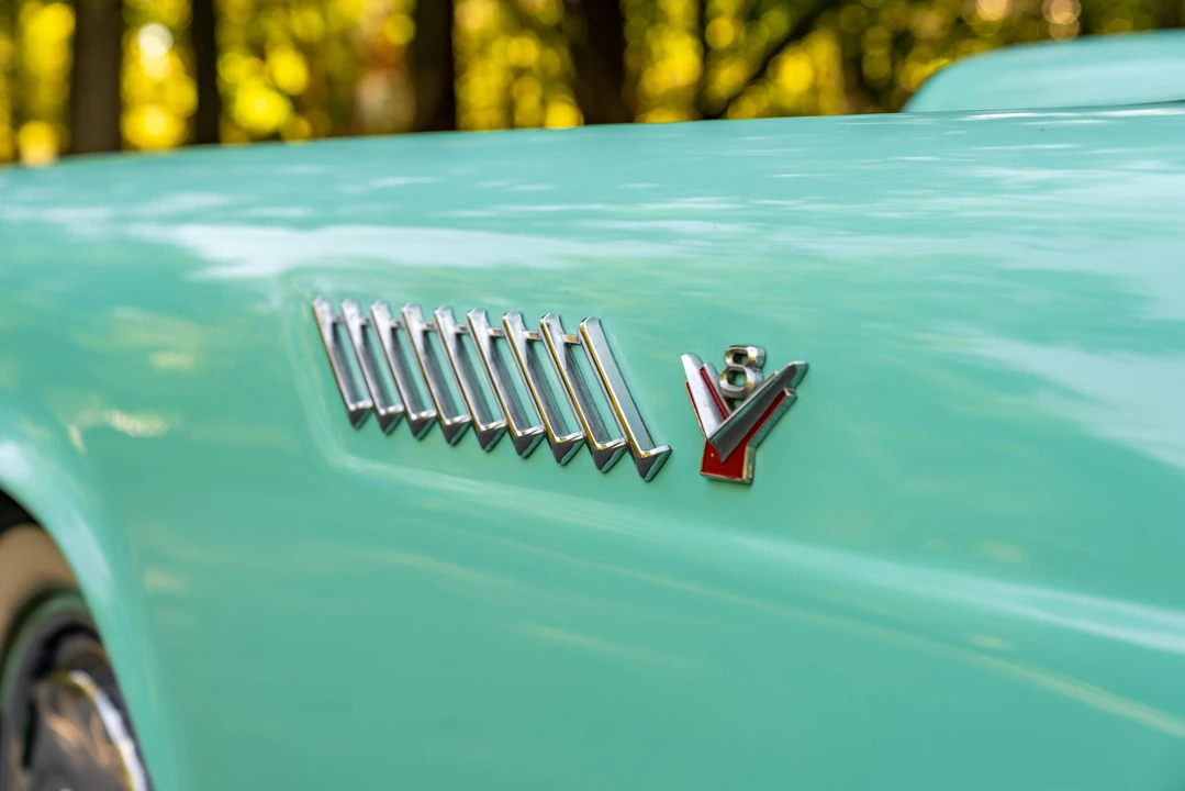 1955 Ford Thunderbird 1st Gen - Image 24 of 31