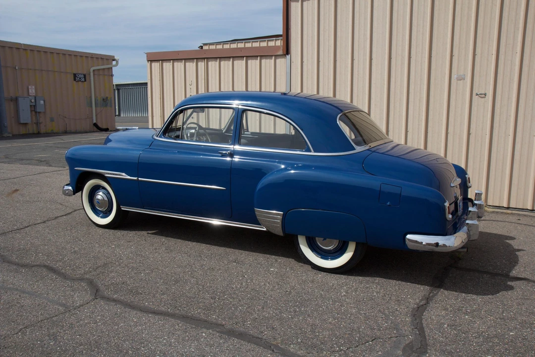 1951 Chevrolet Special & Deluxe & Fleetline - Image 11 of 31