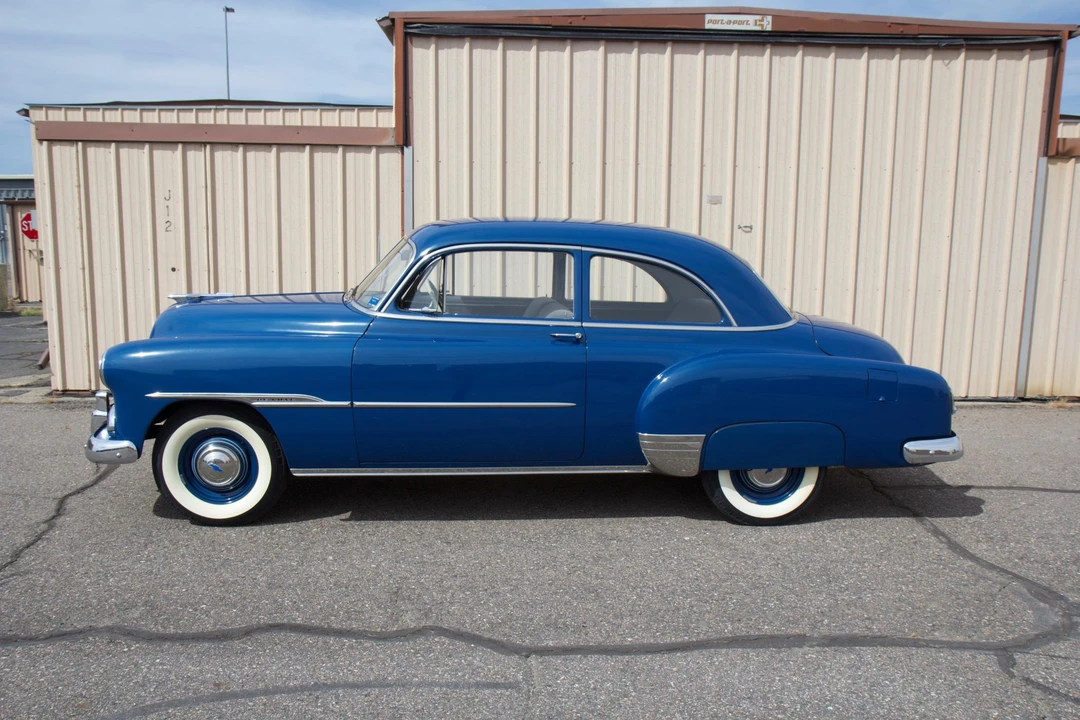 1951 Chevrolet Special & Deluxe & Fleetline - Image 9 of 31