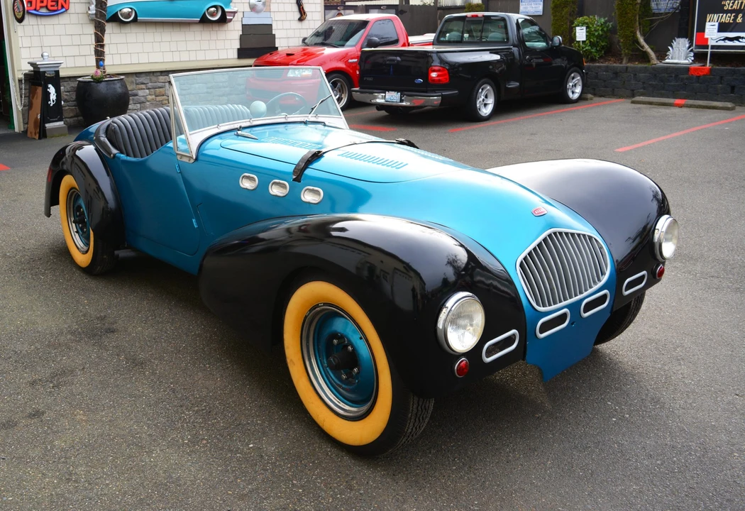 1952 Allard - Image 2 of 31
